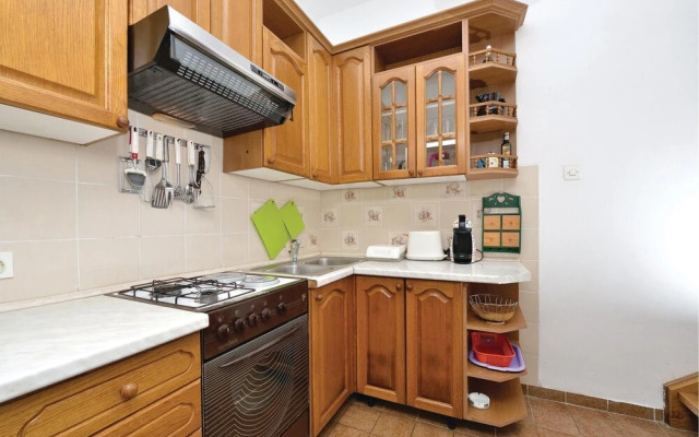 Amazing Home in Lun With Wifi and 3 Bedrooms