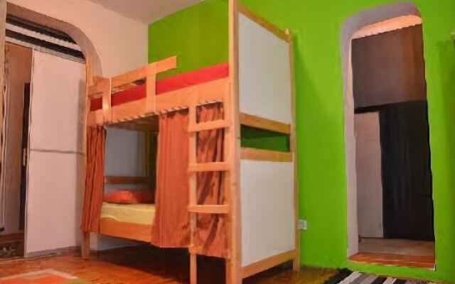 Hostel Kalonis Centar