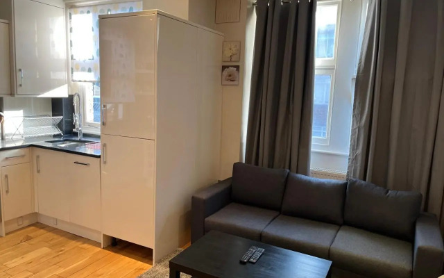 Stunning 1 Bedroom in Stunning Location - Mayfair Area