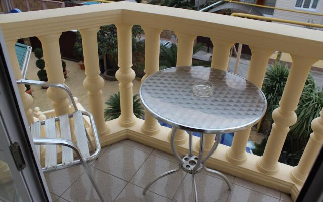 Отель Марина