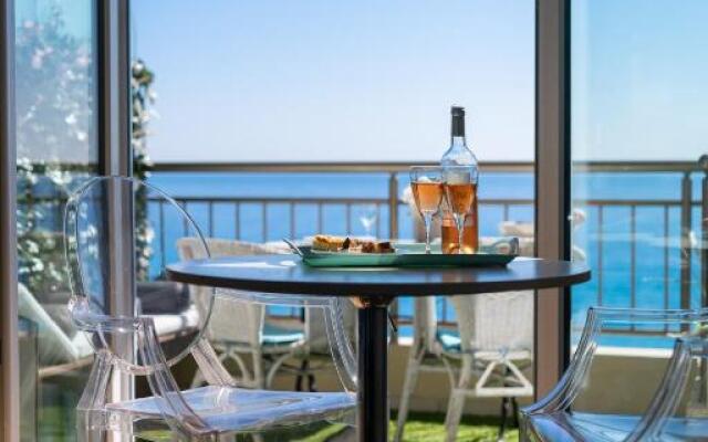 Breathtaking sea view, 2 terraces and A/C