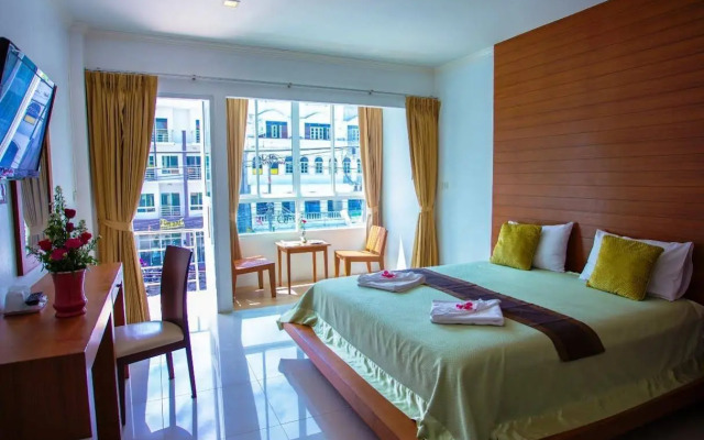Sukcheewa Residence Phuket