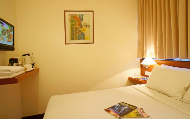 Grand Dormani Rajah Court Hotel