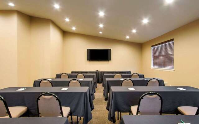 Quality Inn & Suites Springfield - Eugene North