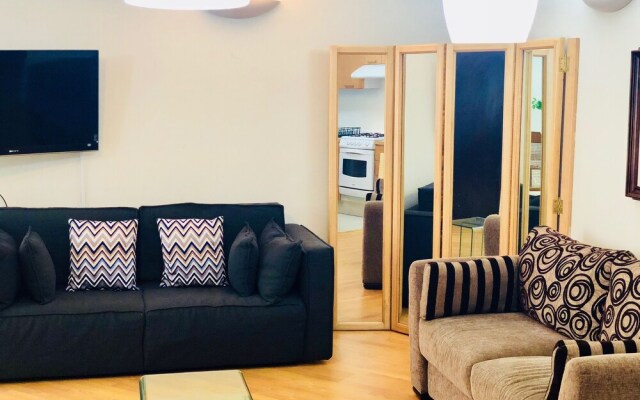 Boutique Apartment Downtown 1 H