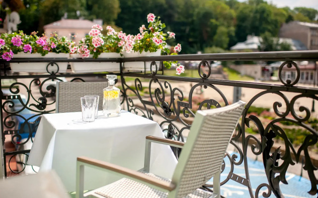 Plaza Boutique Hotel