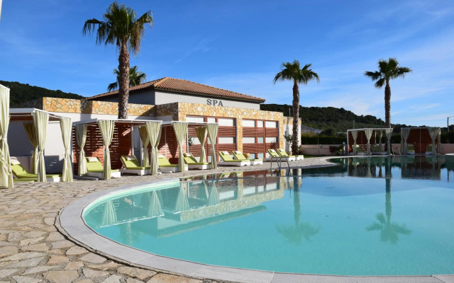 Olympia Golden Beach & Spa