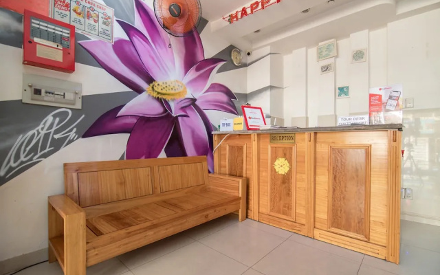 RedDoorz @ Bui Vien Walking Street - Hostel