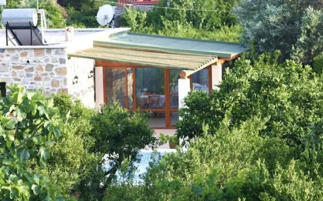 Important Group Villas Bitez
