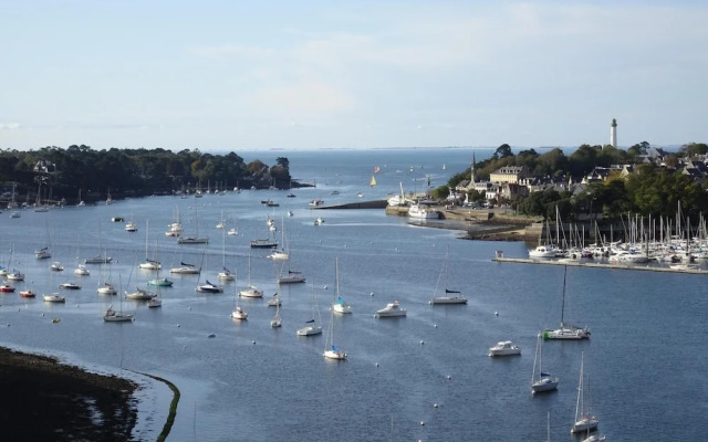 Apartment in Benodet Near Sandy Beaches