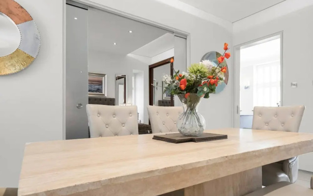 Chic Luxury - Central - Beach Access - Wind