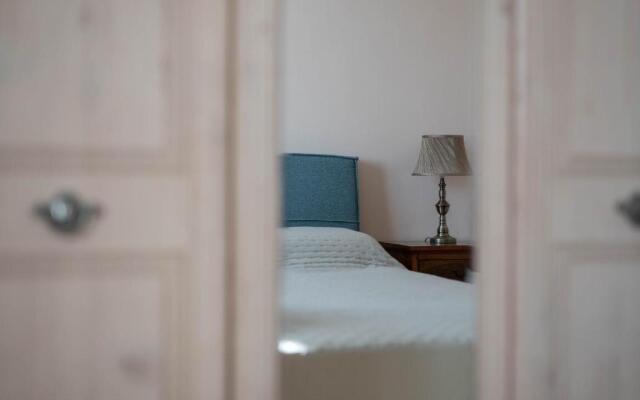 Artemis Traditional House