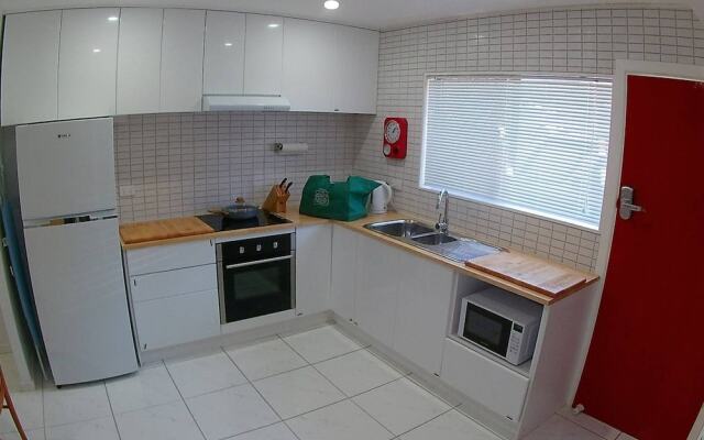 2 Bedroom Apartment in Surfers Central