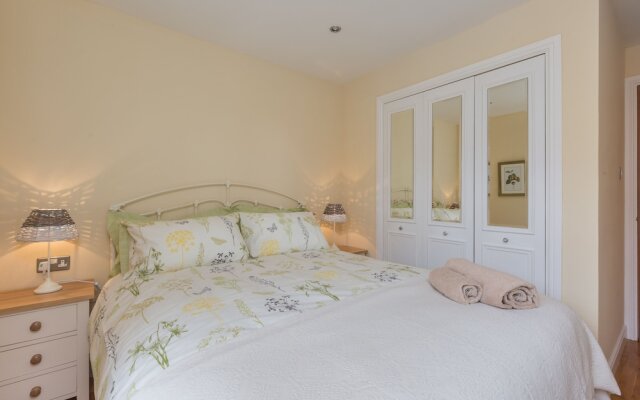 393 Old Tolbooth Wynd Apartment 3