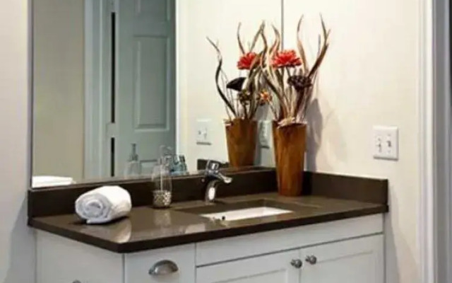 Global Luxury Suites at Waltham