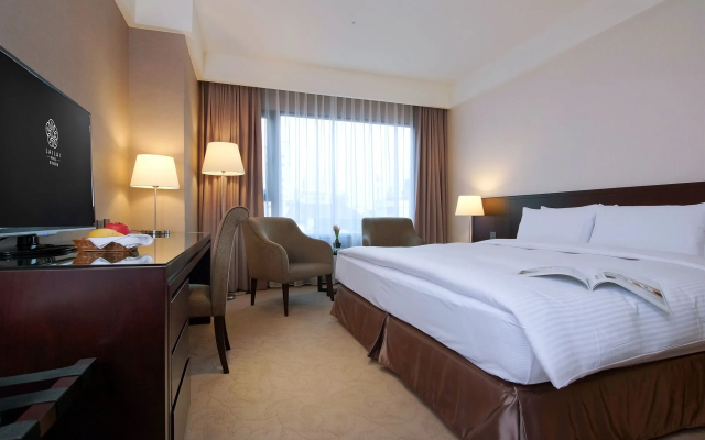 CHECK Inn Taichung LaiLai