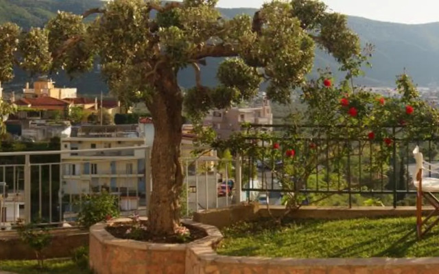 Τhe Sunny Apartments