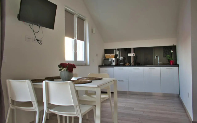 Apartments and Rooms B&B