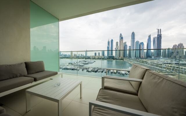 Glamorous 3BR with Marina view