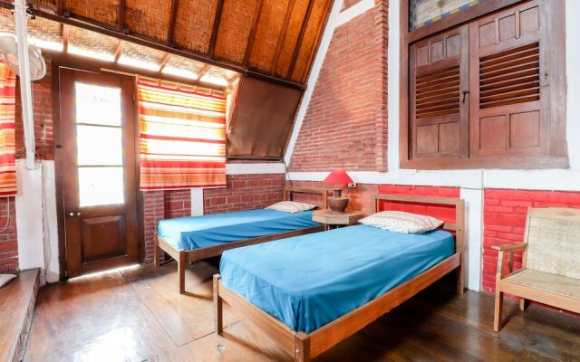 Twin Manggo Homestay