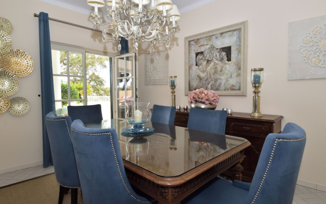 Villa Casa Tulipa Sleeps 4 With Pool, Garden & A/c