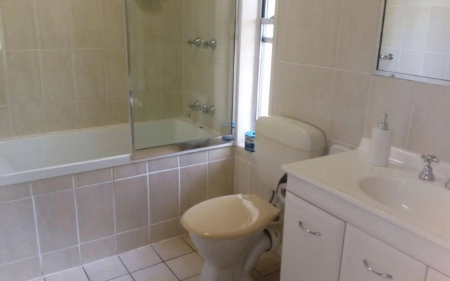 Bundaberg Coral Villa Motor Inn