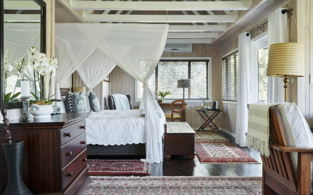 Prana Lodge