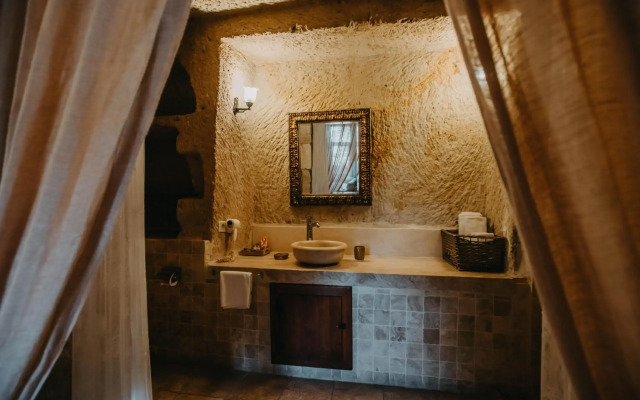 Meleklerevi Cave Hotel