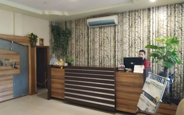 Hotel SC Grand