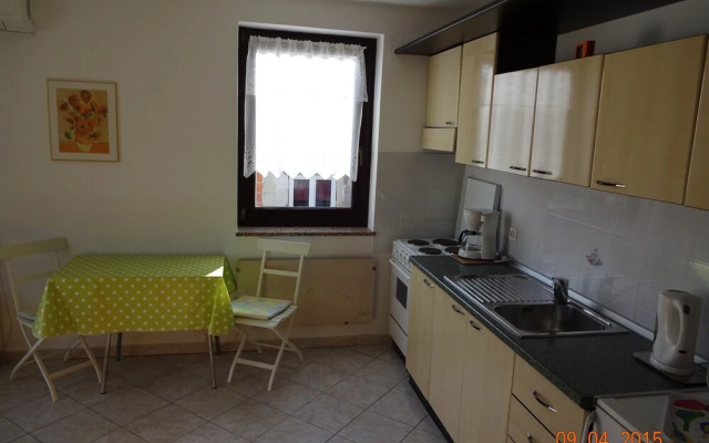Apartment 802