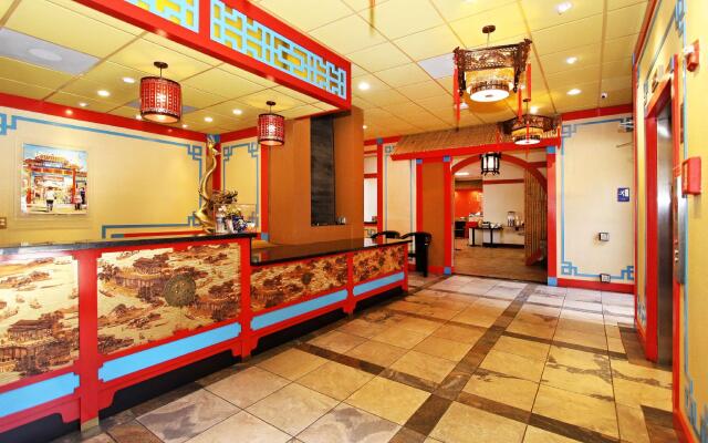 Aiden Los Angeles Downtown Dragon Gate Inn