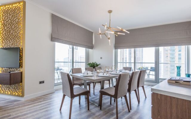 Faraway Homes - Burj Views Luxury