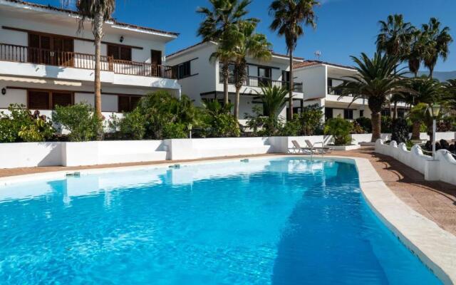 Ocean shore apartment 1