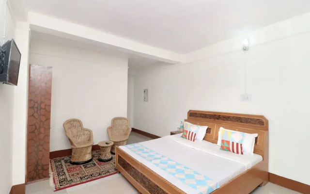 Oyo Home 18477 Cheerful Stay