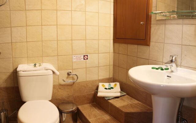 Stoes Traditional Suites