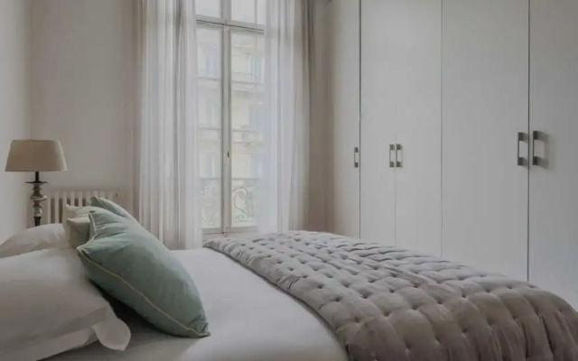 Spacious Apartment - 5br/12p - Chaillot