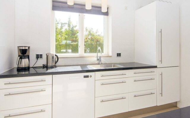 10 Person Holiday Home in Grenaa-by Traum