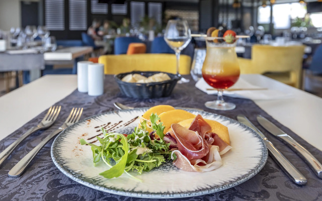 Best Western Cote des Sables Plouescat