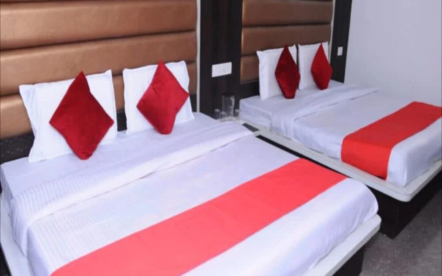 Hotel Lords Paradise