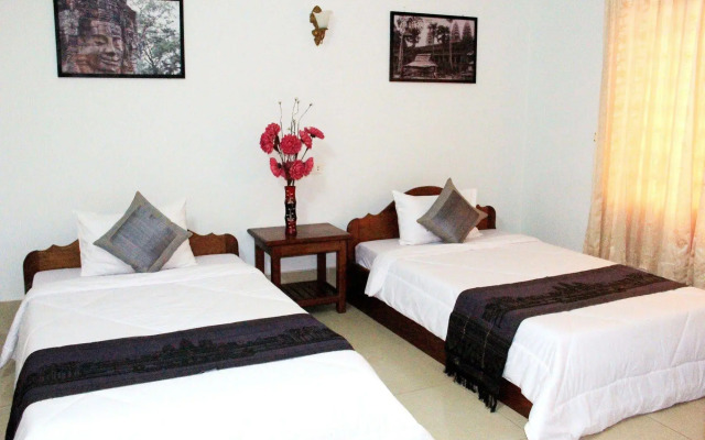 Tropical Breeze Guesthouse