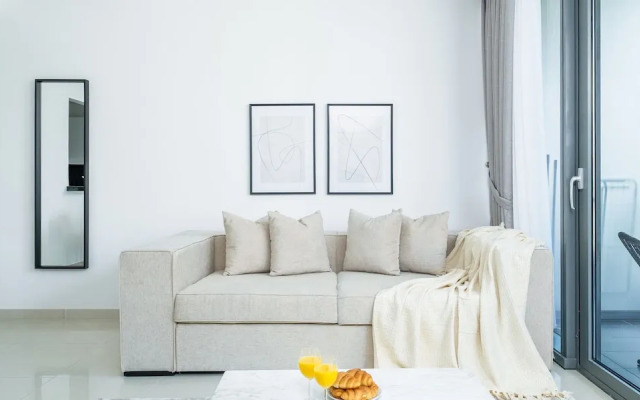 LUX - Dubai Marina Waterfront Suite 2
