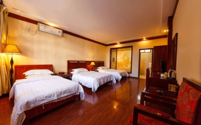 Dali Yinfeng Hotel