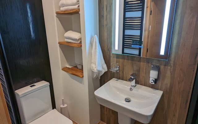 Cambeth Lodge Guesthouse