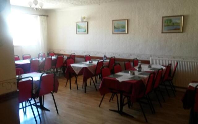 Sharn Bek Hotel
