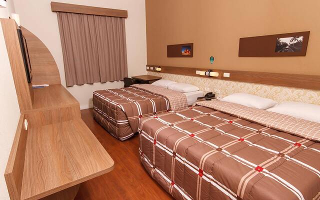Hotel 10 Blumenau