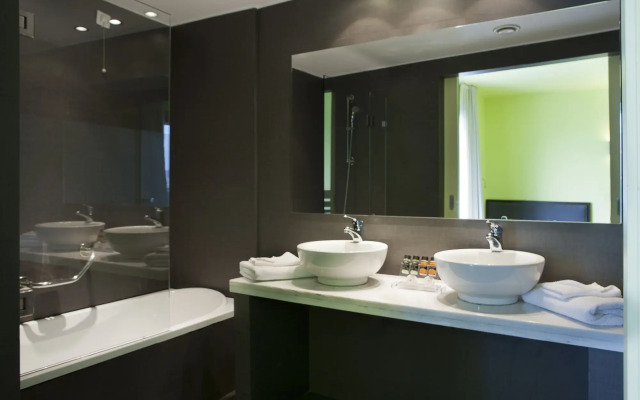 Athens Center Square Hotel