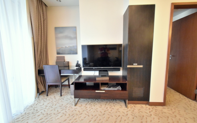 Luxury 1 bedroom at Fashion Avenue Dubai Mall Residences