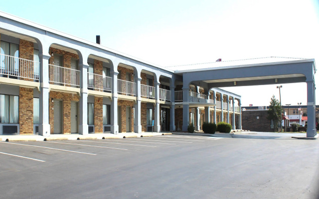 Econo Lodge Franklin South