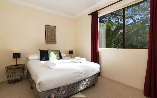 Bright 3 Bedroom Apartment in Leafy Artarmon