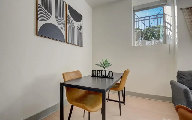 FRONTDESK Myers Medical Lofts Downtown Louisville